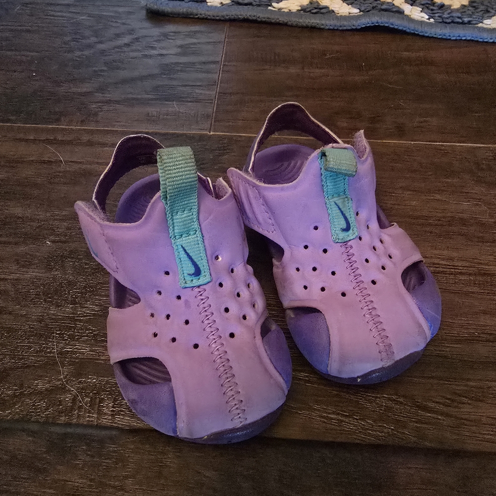 Nike Kids Purple and Green Sandals